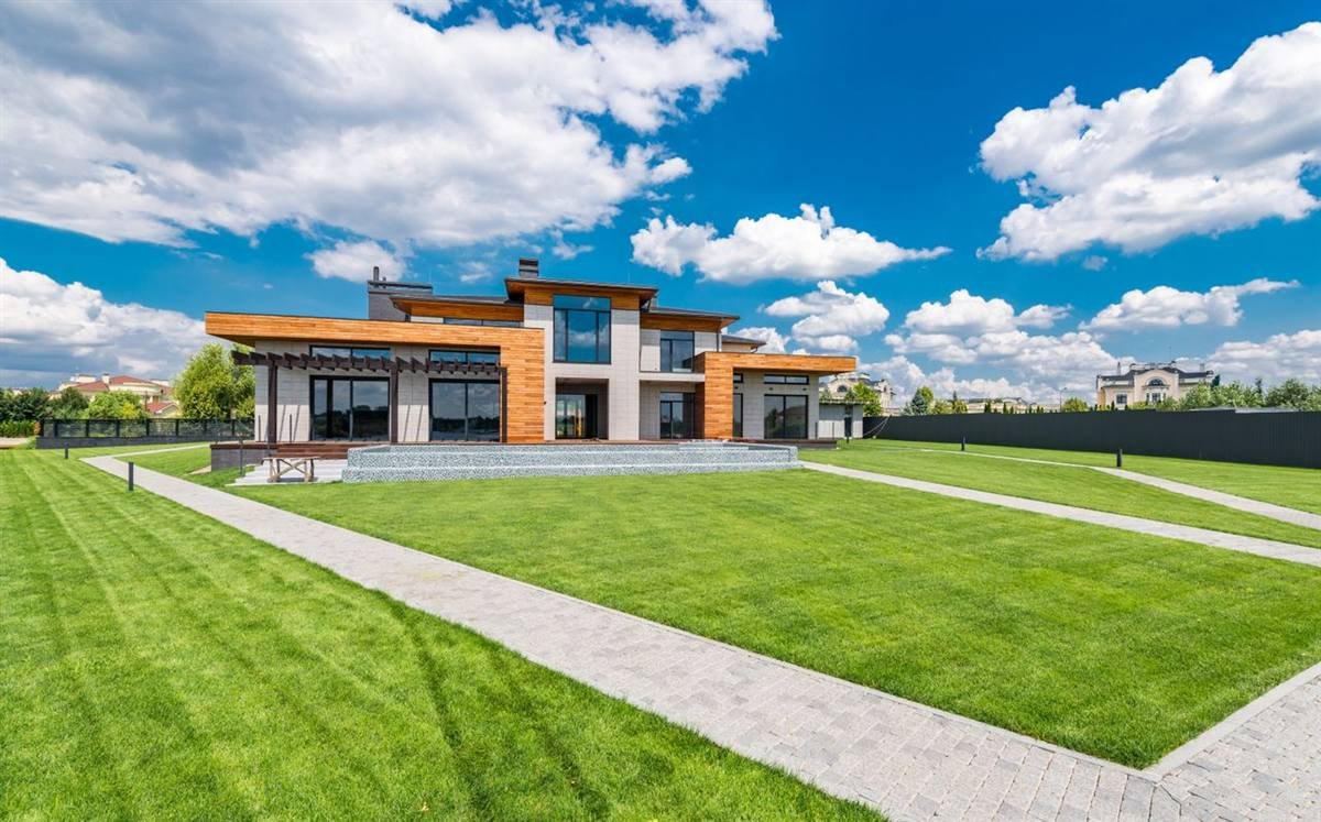 Modern Contemporary Villa – Villa for sale in Greenview Estate, North Gate